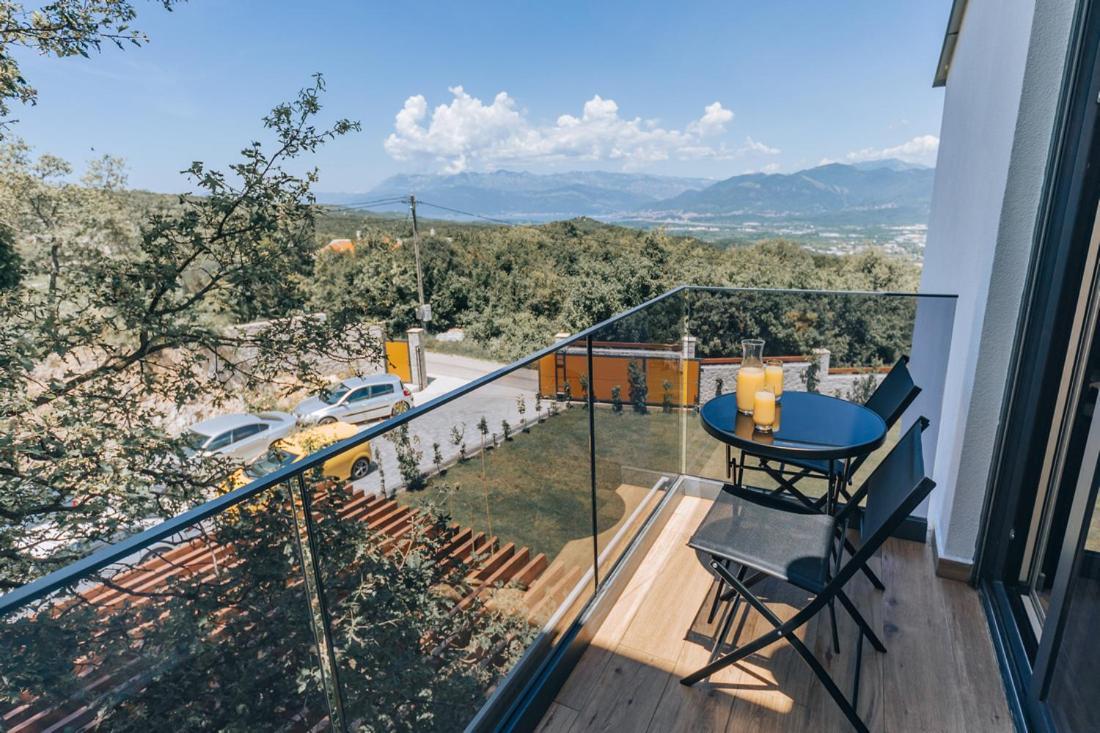 Villa Principium With Infinity Edge Pool&Hot Tub Kotor Zewnętrze zdjęcie